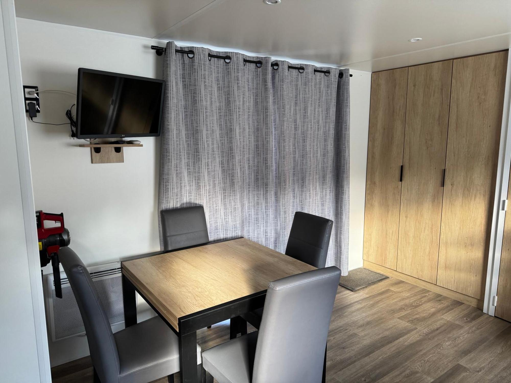 Mobilhome Camping Le Bosc サン・シプリアン エクステリア 写真